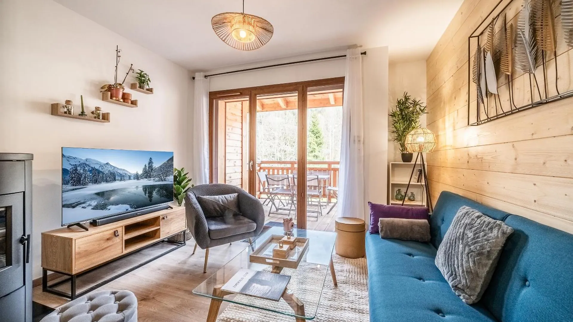 Apartment Thredbo, Les Carroz D'Araches - By Emerald Stay France