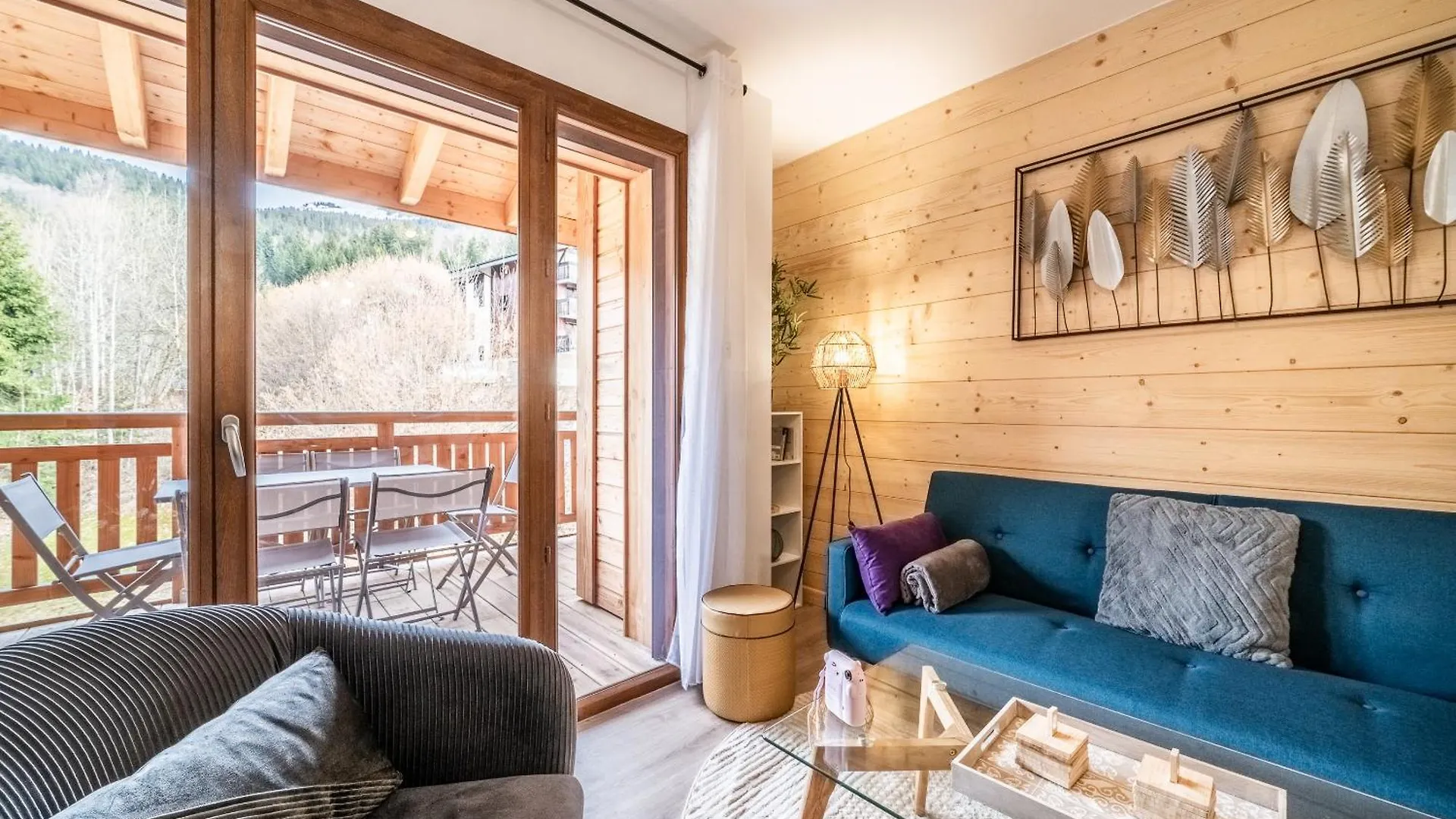 Apartment Thredbo, Les Carroz D'Araches - By Emerald Stay
