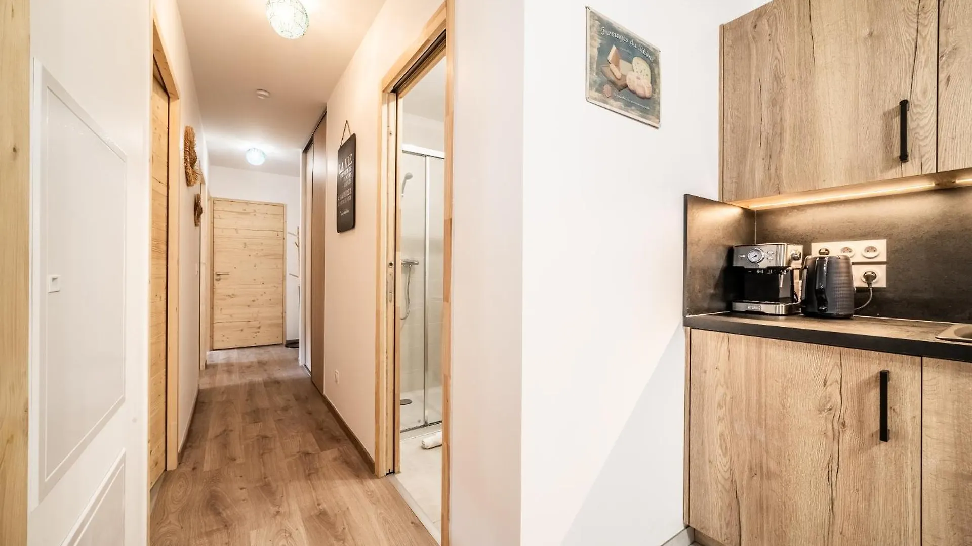 Apartment Thredbo, Les Carroz D'Araches - By Emerald Stay